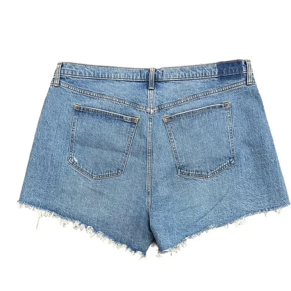 NWT Abercrombie & Fitch Curve Love High Rise 4” Mom Short Size 35 Raw Hem - Picture 7 of 10